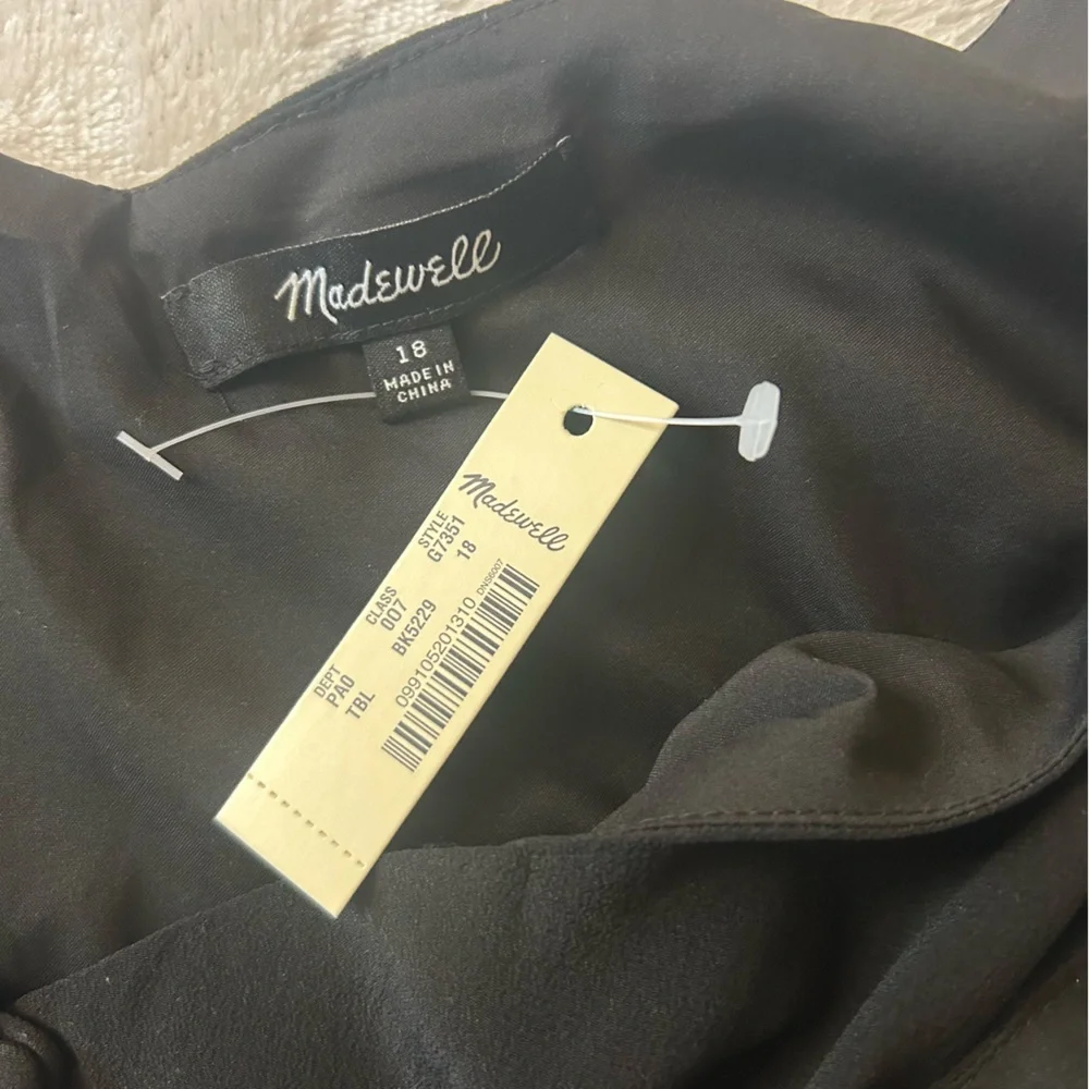 NWT Madewell Black Button-Front Camisole Top Size 18 - Picture 3 of 4